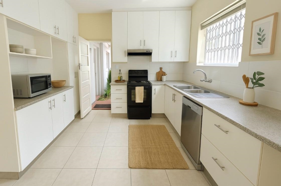 2 Bedroom Property for Sale in Newlands Western Cape